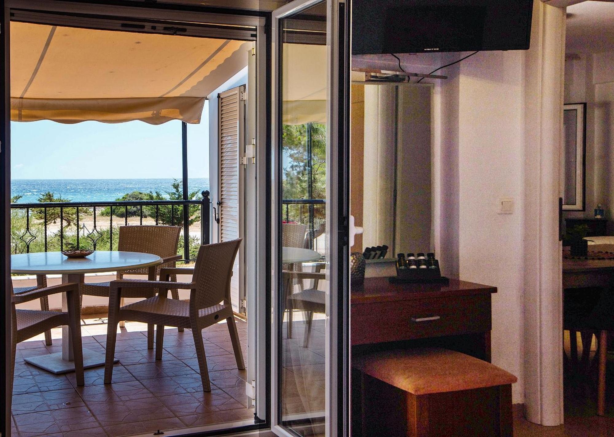 Romanos Beach Villas Eksteriør bilde