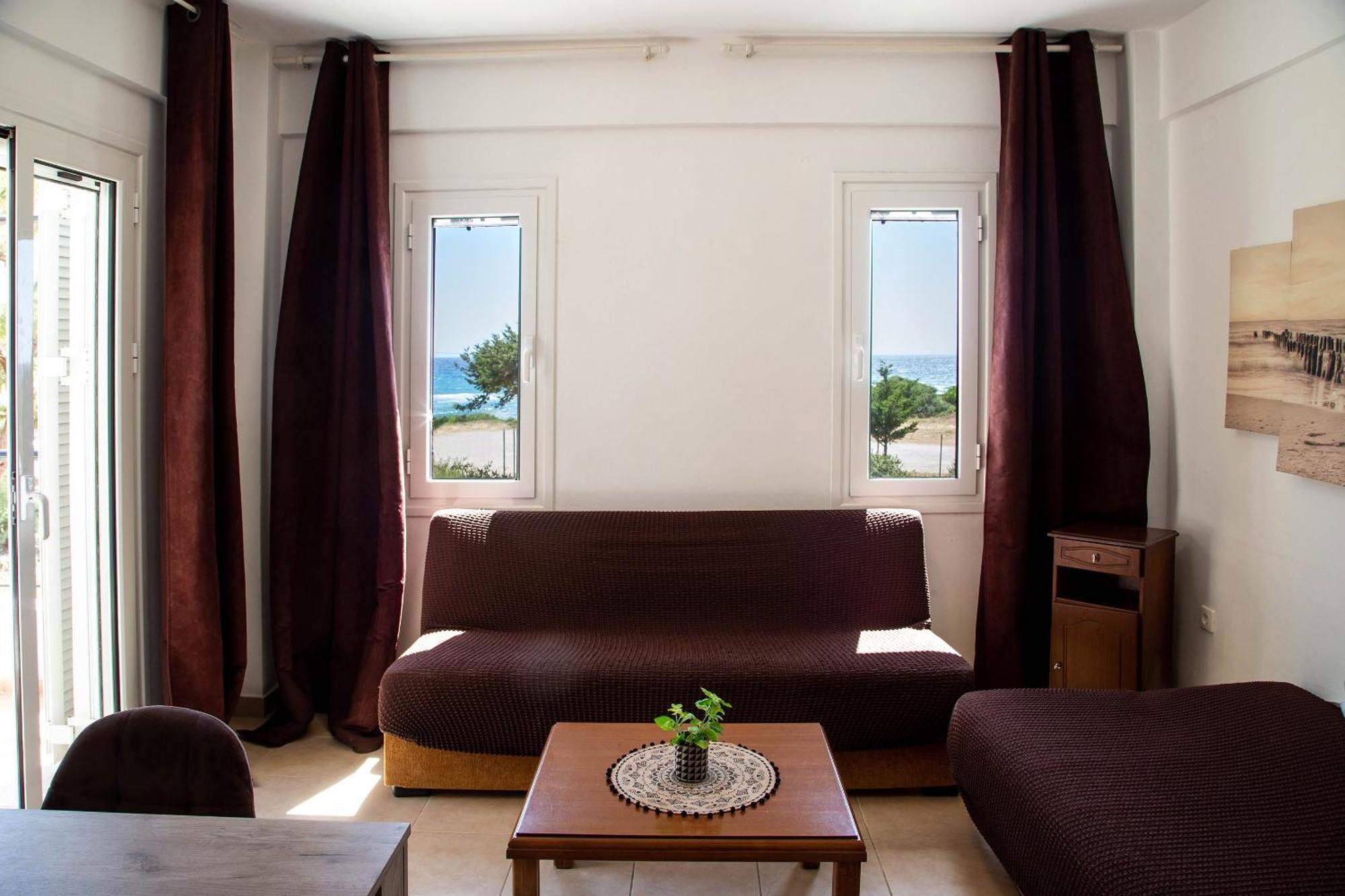 Romanos Beach Villas Eksteriør bilde