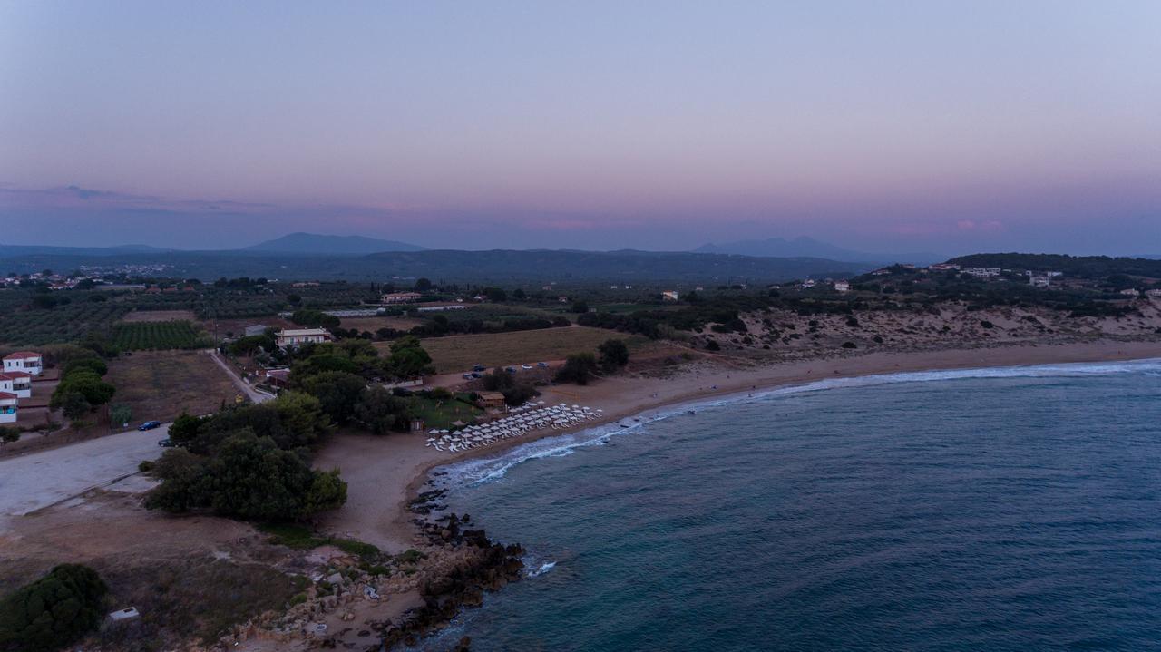 Romanos Beach Villas Eksteriør bilde