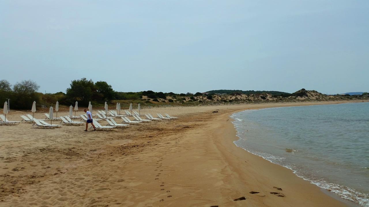 Romanos Beach Villas Eksteriør bilde