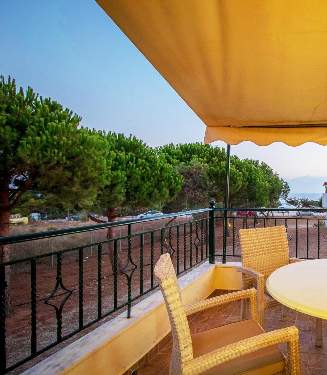 Romanos Beach Villas Eksteriør bilde